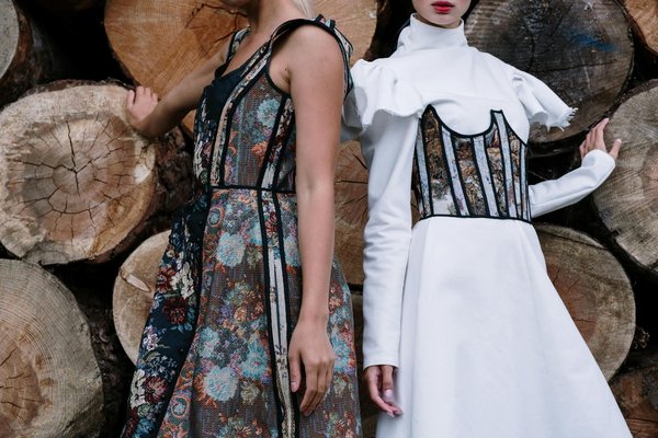 Descubra as top dicas imperdíveis de maquiagem para usuárias de óculos!